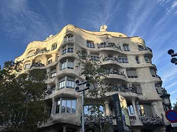 photos of the Pedrera