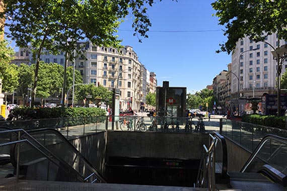 Passeig de Gracia metro stop