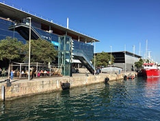 Barcelona maremagnum cruises terminal