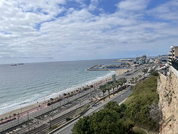 train to Tarragona