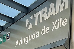 tram Avinguda de Xile Barcelona stop