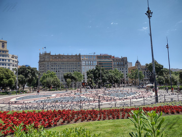 Barcelona Catalunya square metro stop