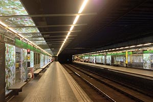 Barcelona Liceu subway station