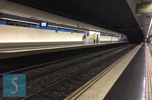 barcelona badal subway station