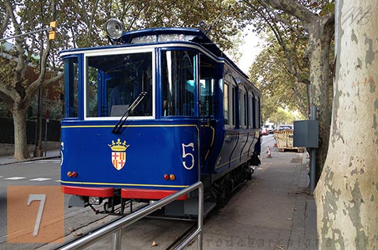 barcelona avinguda tibidabo metro