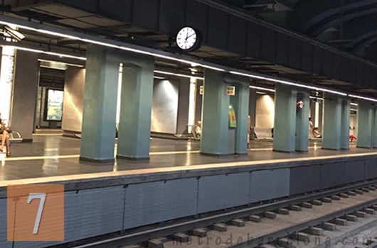 barcelona gracia subway station