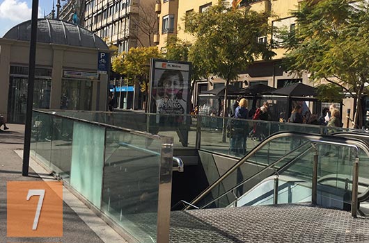 barcelona plaça molina metro stop