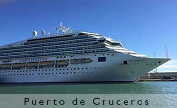 muelles puerto cruceros Barcelona