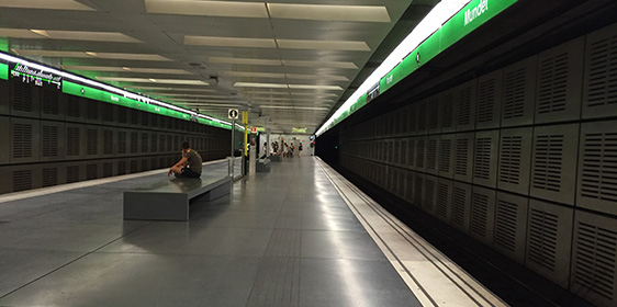 parada Mundet metro Barcelona