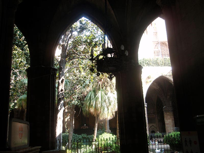 cathedrale Santa Creu Barcelone