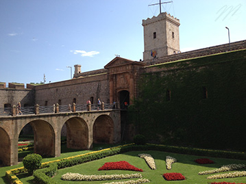 Barcelone chateau montjuic photos