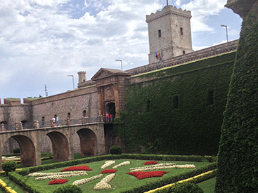 monument Montjuic Barcelone