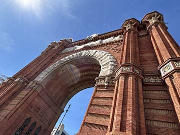 photos de l'arc de triomphe de Barcelone