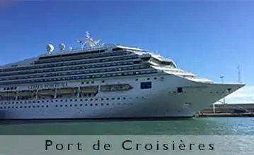 bateau de croisières à Barcelone