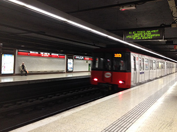 station de metro Av Carrilet Barcelone