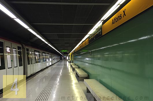 Barcelone métro Alfons X