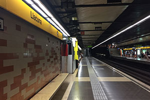 metro Llacuna Barcelone