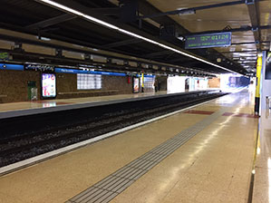 metro Can Boixeres Barcelone
