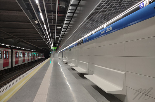 station metro ernest-lluch barcelone
