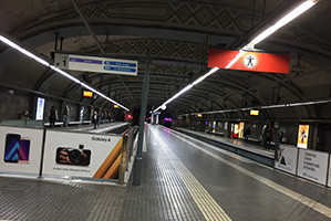 metro Plaça Catalunya Barcelone