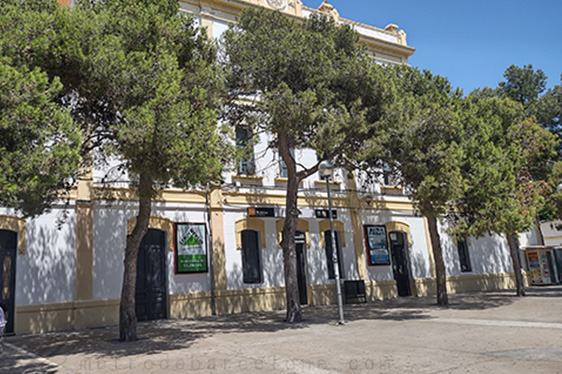 de Sitges à Barcelone en train